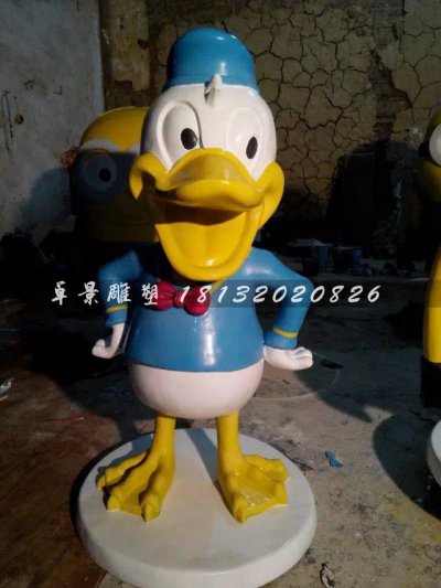玻璃钢唐老鸭雕塑,玻璃钢卡通雕塑