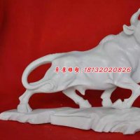 拓荒牛石雕，汉白玉石牛动物雕塑