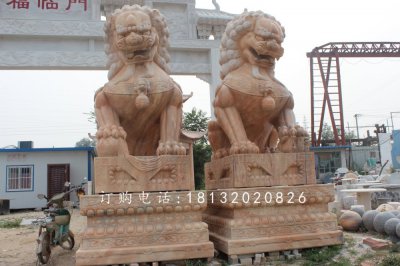 北京狮子雕塑，晚霞红石雕狮子 (2)