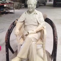 汉白玉毛主席石雕，坐着的毛主席石雕