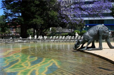 袋鼠饮水铜雕，公园动物铜雕