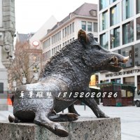 野猪铜雕，街边动物铜雕