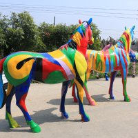 彩绘马雕塑，玻璃钢动物