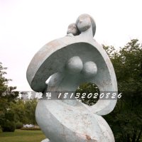 公园抽象人物石雕，母子情深石雕