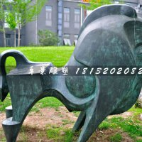青铜牛，公园抽象动物雕塑