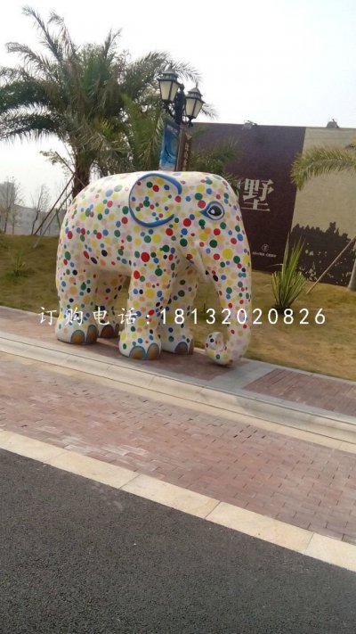 彩绘大象雕塑玻璃钢彩绘动物雕塑 (5)
