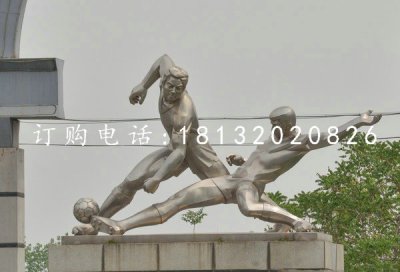 踢足球雕塑，不锈钢运动雕塑