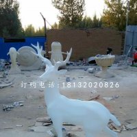 白色的小鹿雕塑，玻璃钢动物雕塑