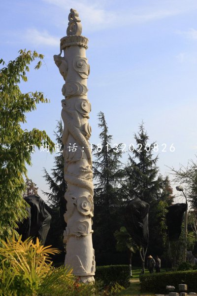 盘龙柱雕塑，石雕柱子