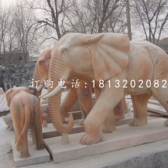 广场大象石雕,晚霞红大象
