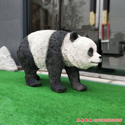 玻璃钢走姿熊猫雕塑