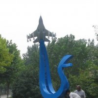 公园不锈钢战斗机雕塑