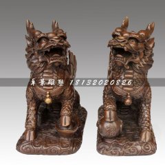 脚踩钱币的麒麟铜雕,铜雕神兽