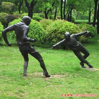 公园人物击剑运动员铜雕