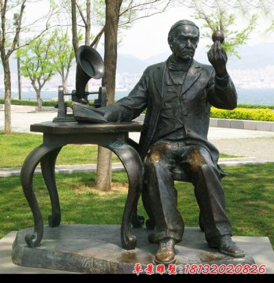 爱迪生铜雕，西方发明家