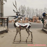 不锈钢公园动物镜面鹿雕塑