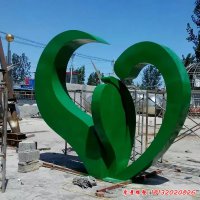 不锈钢城市爱心景观雕塑