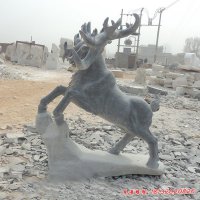 公园石雕梅花鹿