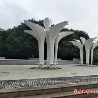 不锈钢抽象镂空树