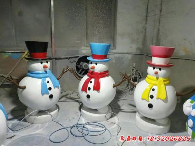 玻璃钢卡通雪人雕塑 (3)