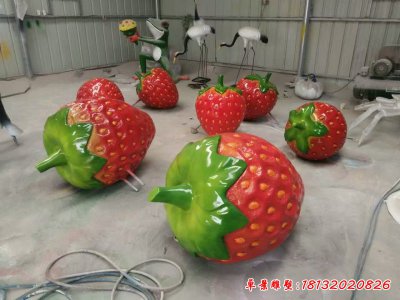 玻璃钢水果草莓雕塑