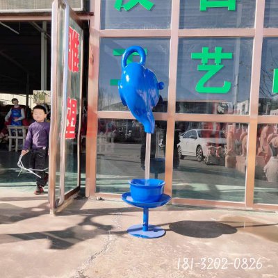 玻璃钢彩绘茶壶喷泉 (3)