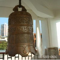 广场寺庙铜钟