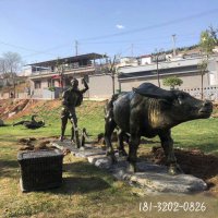 民俗动物铜雕牛拉犁