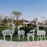 拉丝不锈钢镂空鹿雕塑