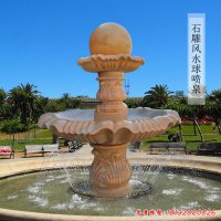 精美的喷泉石雕