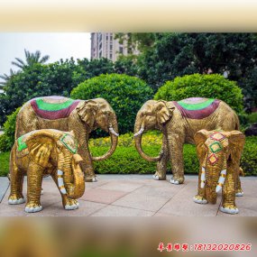 金色玻璃钢大象